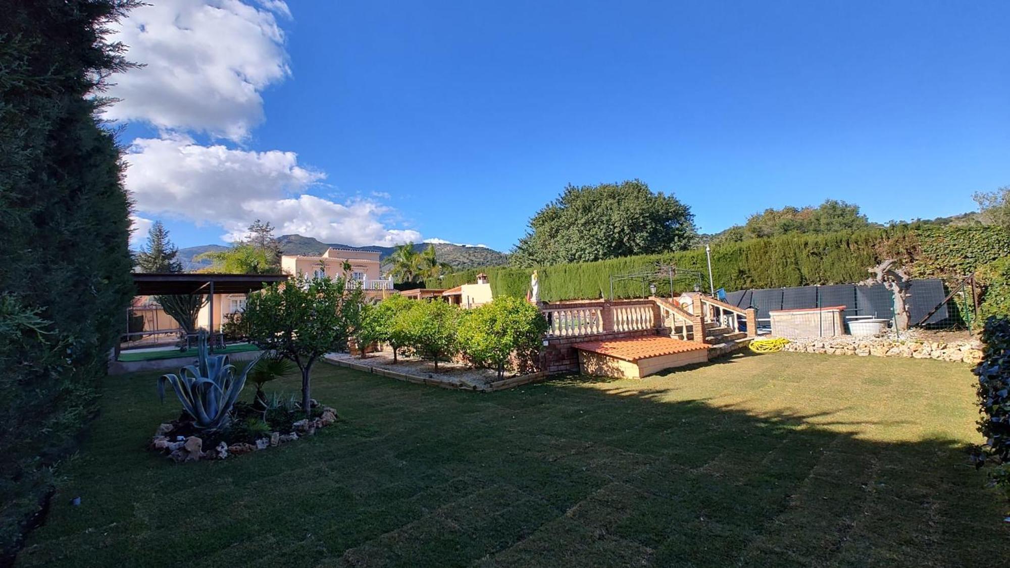 Villa Buenavista Malaga - Sea View, Private Heated Pool, Spa, 5 Bedrooms — Photos 1